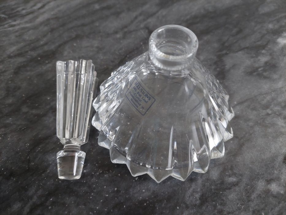 Crystal Perfume Bottle424983278210273282