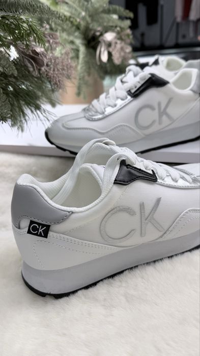Стильні кросівки Calvin Klein