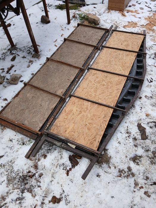 Продам вібро стіл і форми для європаркану.