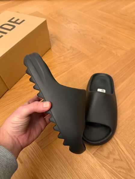 Adidas Yeezy Slide Onyx R.39