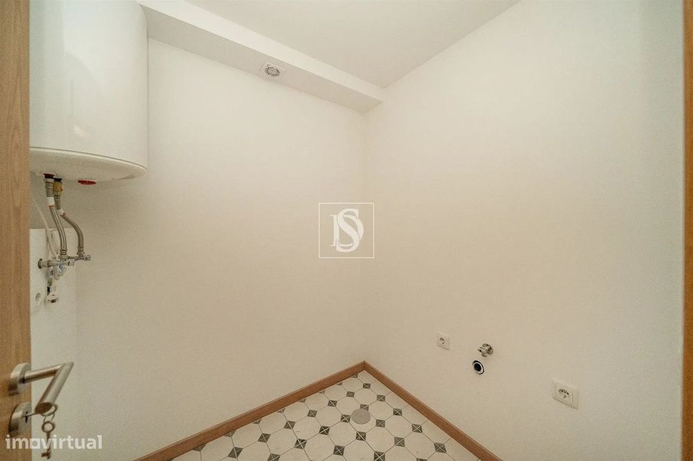 T2, Totalmente Remodelado, em Fermentões, Guimarães, com 76 m²
