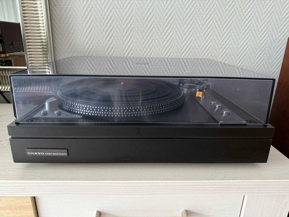 ONKYO CP-700M Gramofon Hi End Direct Drive