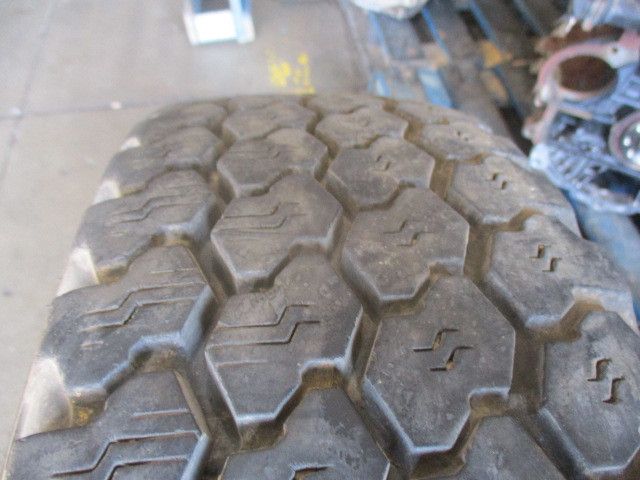 Pneu suplente JEEP Grand Cherokee II (WJ, WG)