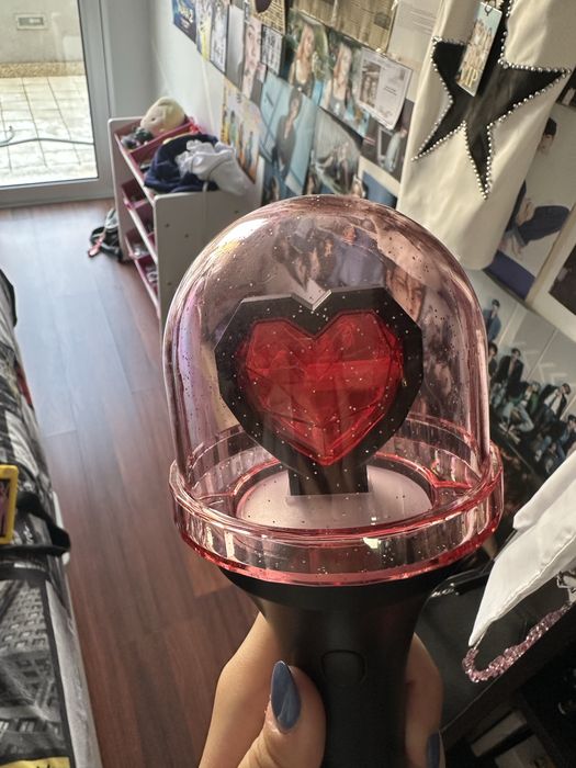 Kiss of Life Lightstick