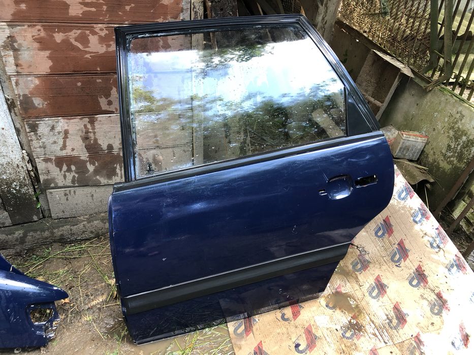 Запчастини пасат б4