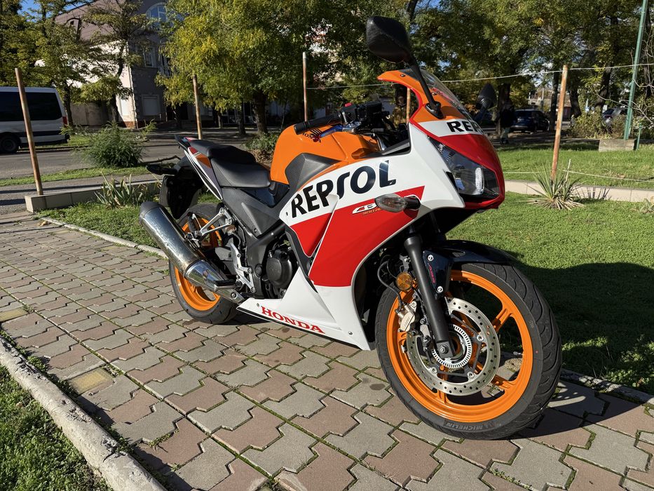 Honda CBR 300 R  (ABS)