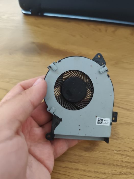 Części Asus r541uv