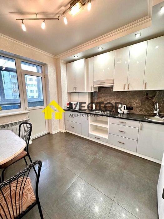 Однокімнатна ЖК Садовий з меблями та технікою! 5-й поверх