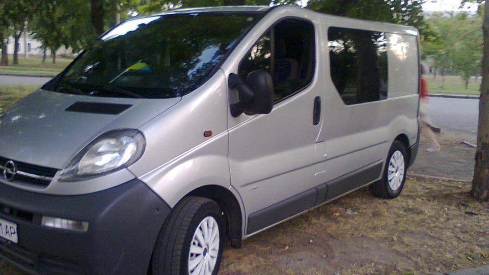 Двері, склопідьомник, стікло, вікно opel vivaro