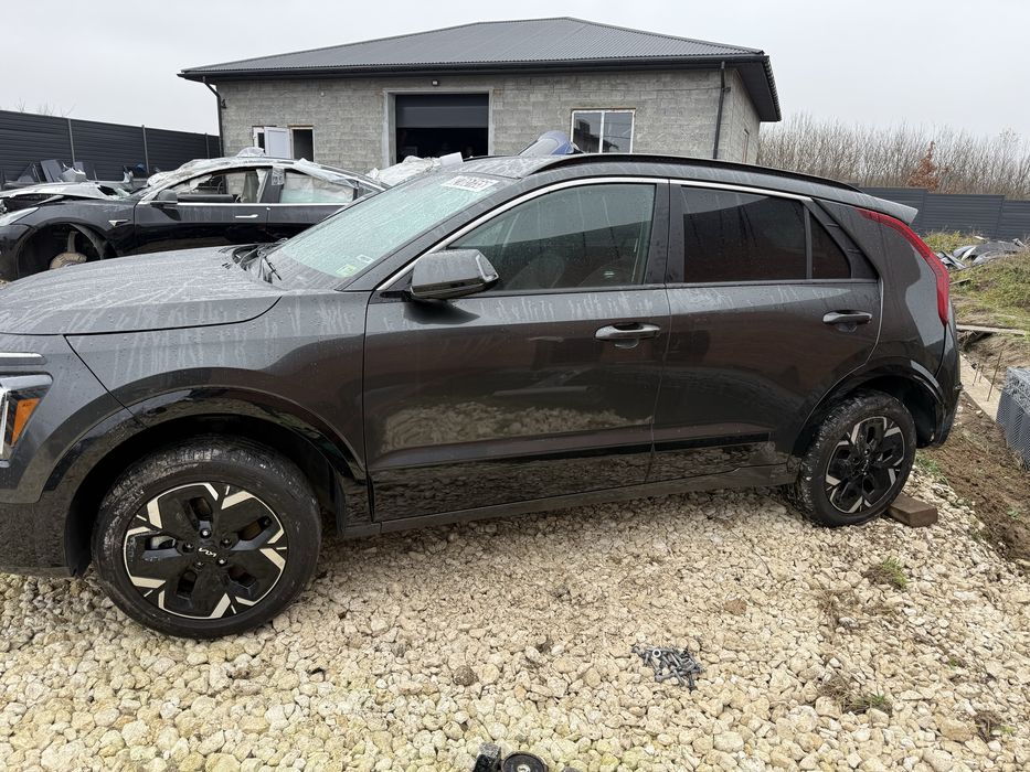 Kia Niro Кіа Ніро Двері