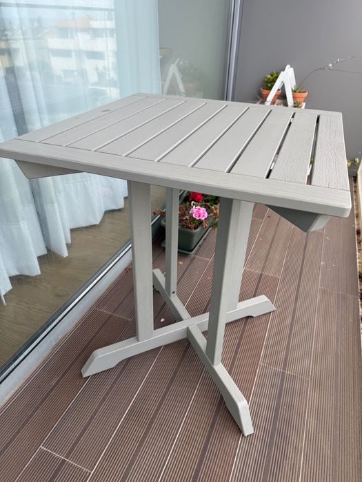 Mesa BONDHOLMEN (IKEA), exterior, cinzenta.