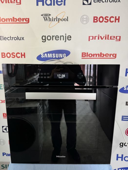 Духова шафа Miele H6461B