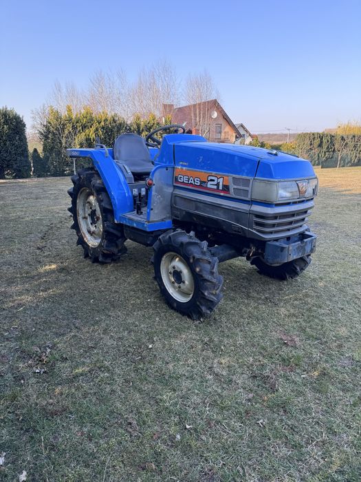 Traktorek Iseki 4x4