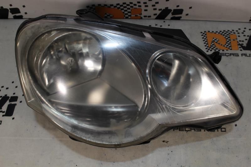 Ótica / farol direita VOLKSWAGEN Polo (9N)