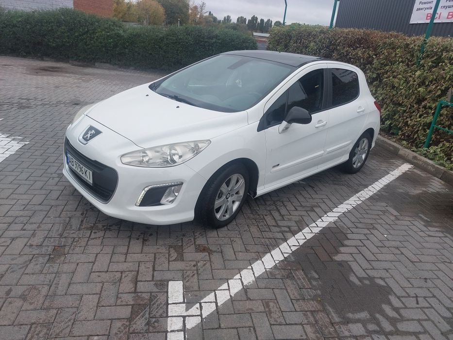 Авто Пежо 308 2013 р.в.