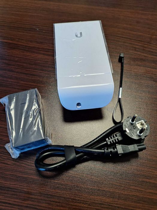 Punkt dostępu Ubiquiti NanoStation Loco M5 5 GHz, Wi-Fi