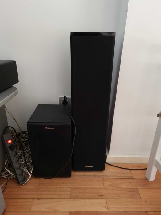 Aparelhagem Sony completa sistema 5.1