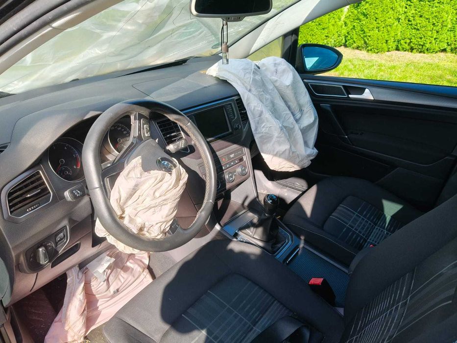 Vw golf sporstvan LC9X cxx Lounge części