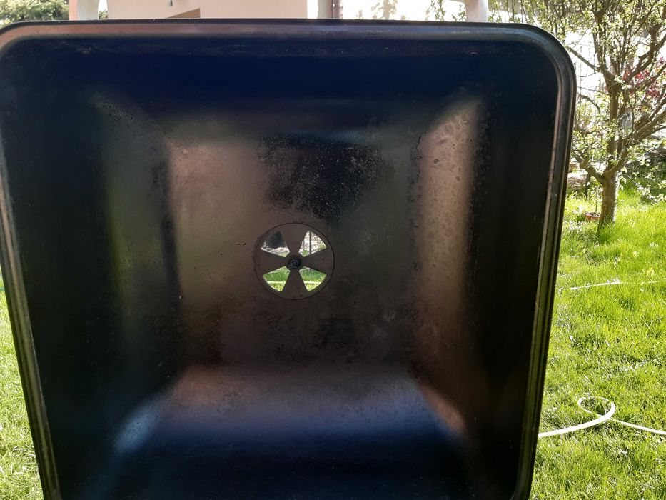 Grill węglowy - blooma