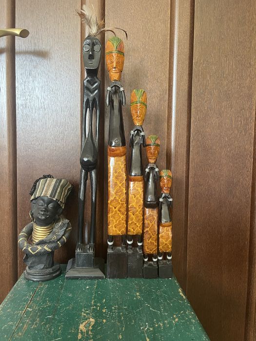 Статуэтки, Маски