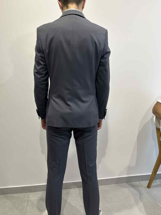 Elegancki garnitur młodzieżowy szczupły 170