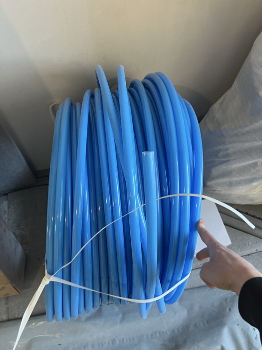 Труба для теплої підлоги Berke 200 м., скоби, шина hager