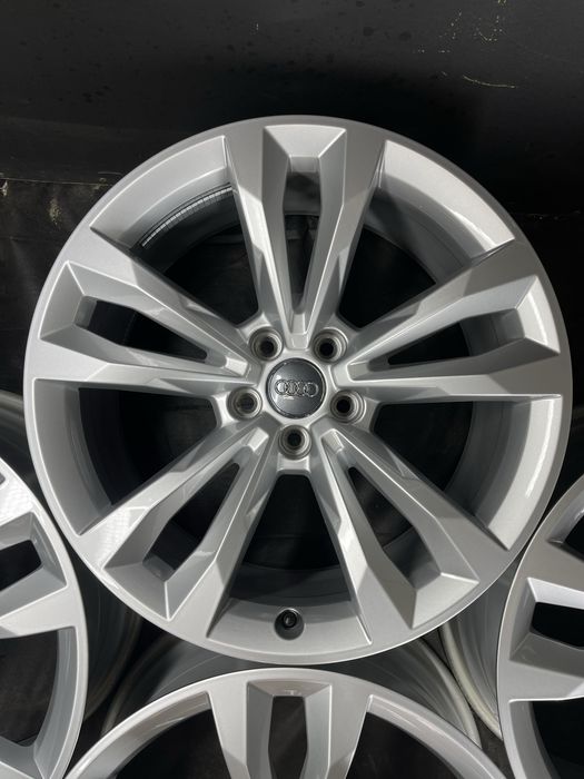 Диски R19 5x112 Et28 8.5J. Audi Q7 Q5 Q3 A8 A7 A6 C8 C7 A5 A4 VW Touar