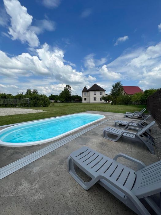 201/1 Будинок для свят з бассейном та лазнею