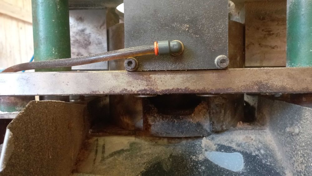 Peleciarka 4 rolkowa z centralnym smarowaniem