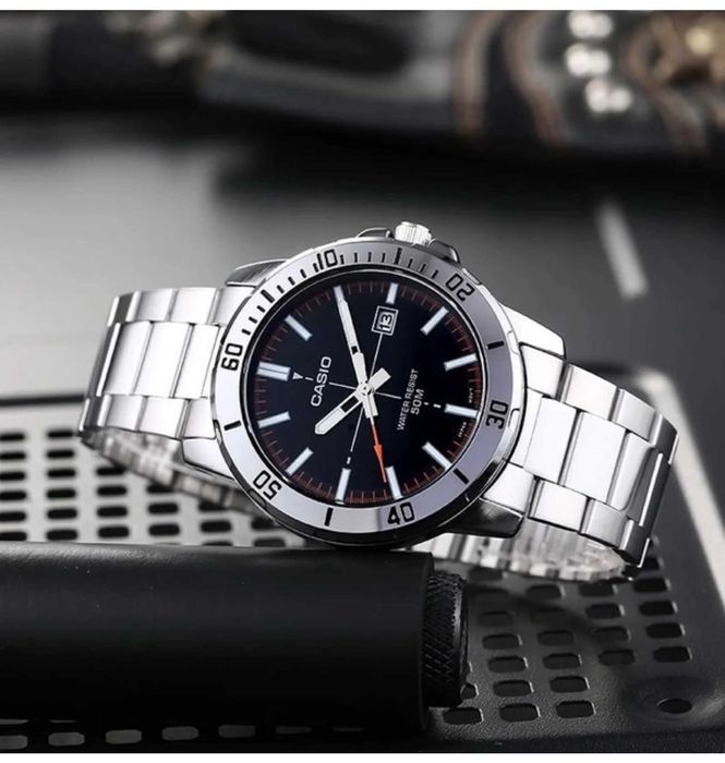 Масивний чоловічий годинник Casio MTP-VD01D-1E2 Спортивний Касіо Дайвер