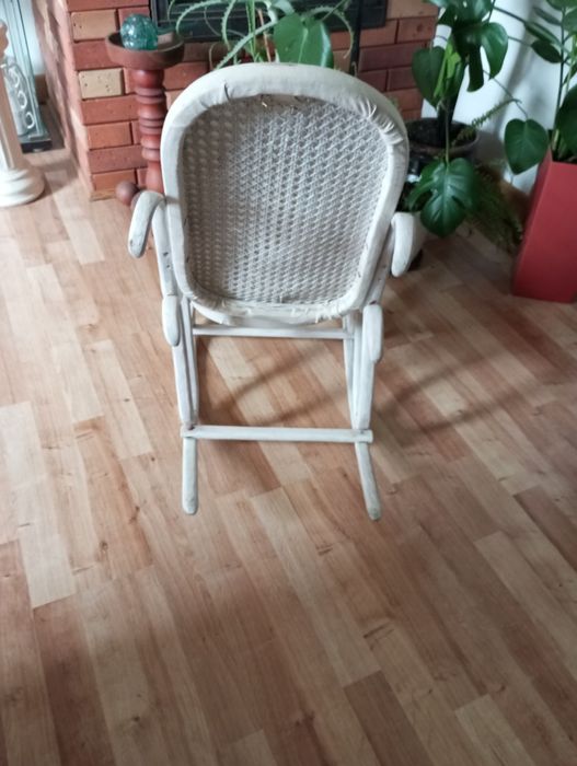 Sprzedam fotel bujany,dzieciecy
