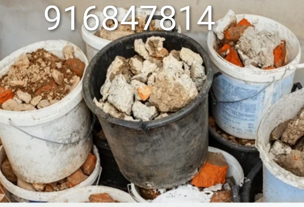 Facos recolha de madeira ,entulho ,lixo,sucata  ,limpeza  de tralhas de garagens