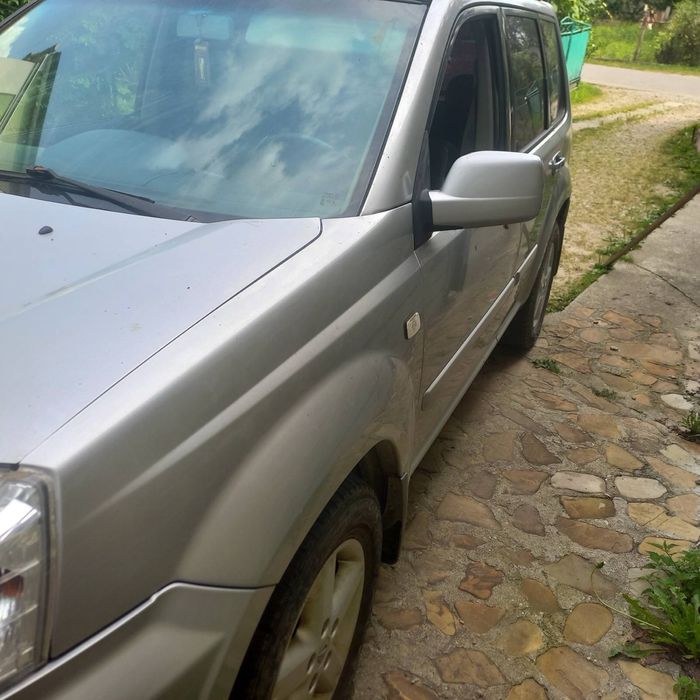 Nissan x-trail 2.2D повний привід