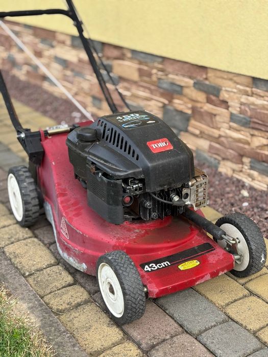 Kosiarka spalinowa z napędem