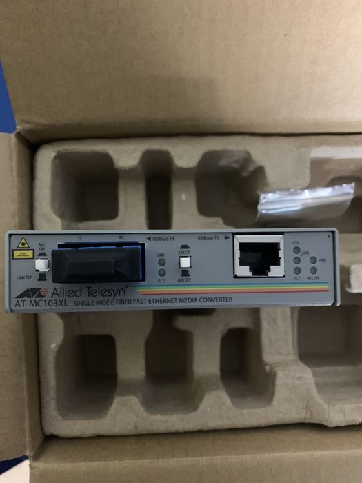 Медіа-конвертер Allied Telesist AT-MC103XL