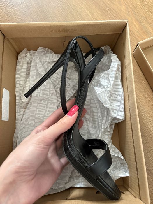 Steve Madden Worldly