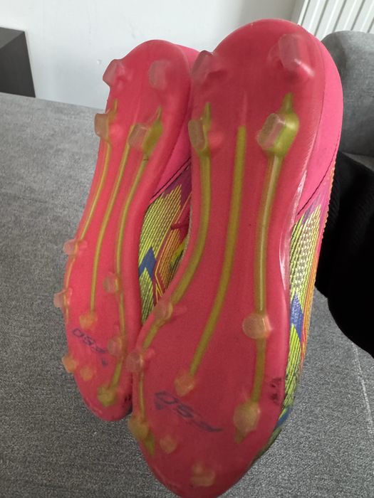 Buty pilkarskie