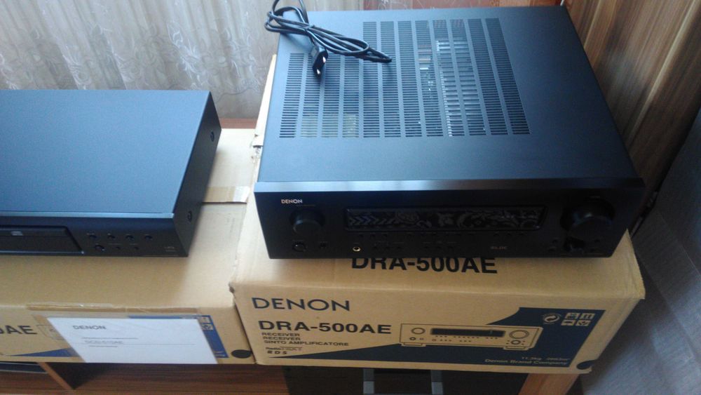 Новий стереоресівер AB класу Denon DRA 500 AE.