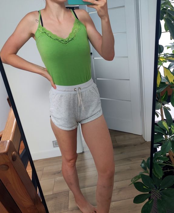 Crop top zielony bluzeczka