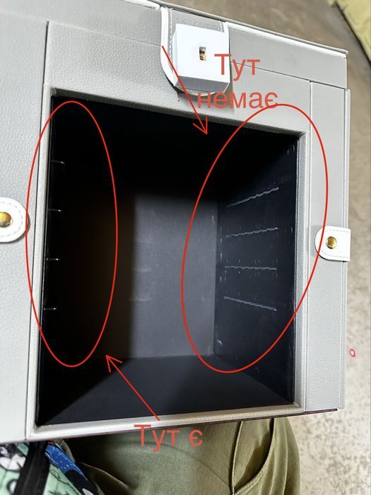 Скринька для прикрас KAMIER Великий настільний органайзер