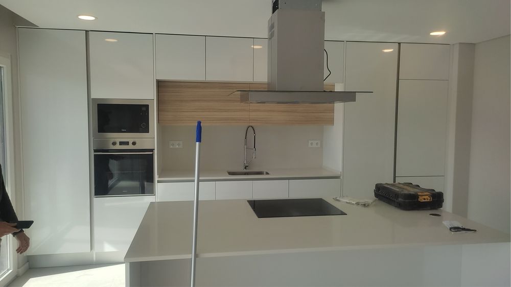 General Carpentry439013293981716481