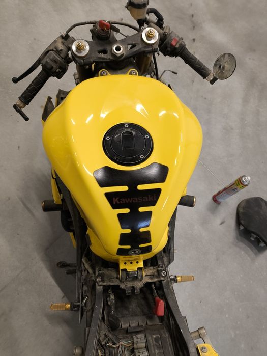 Kawasaki zx10r 04-05 bak zbiornik paliwa
