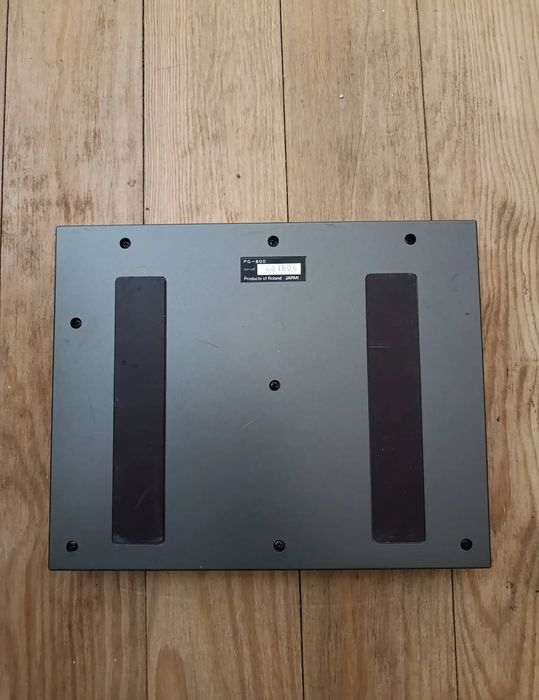 Sintetizador Roland PG-800