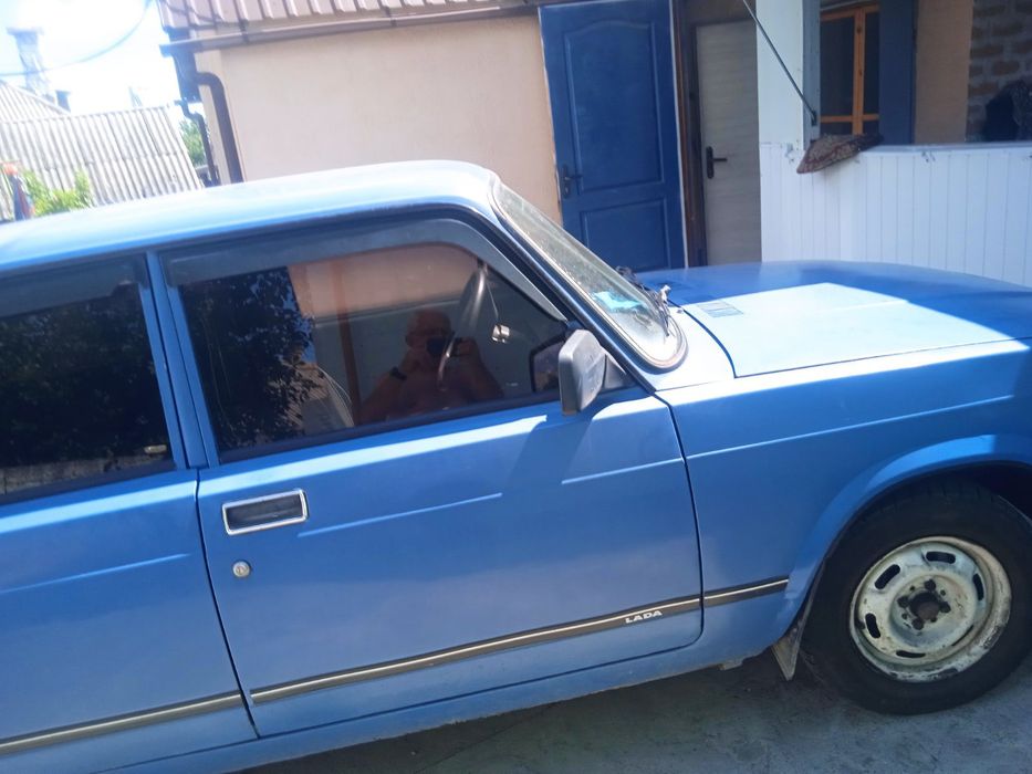 Продам ваз 2107.