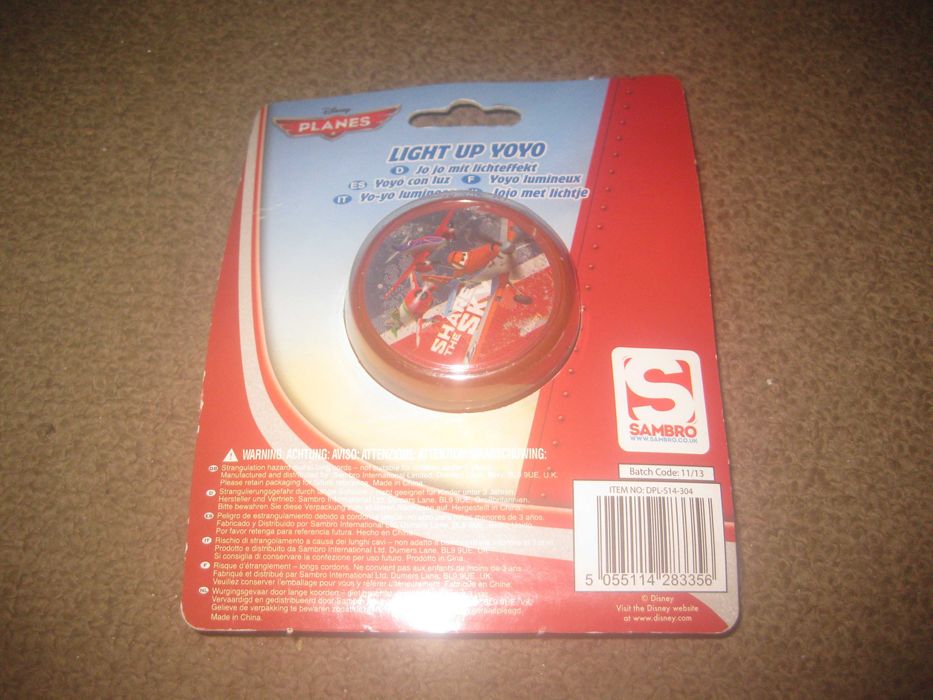 Brinquedo YoYo Luminoso dos "Aviões" Novo e Embalado!