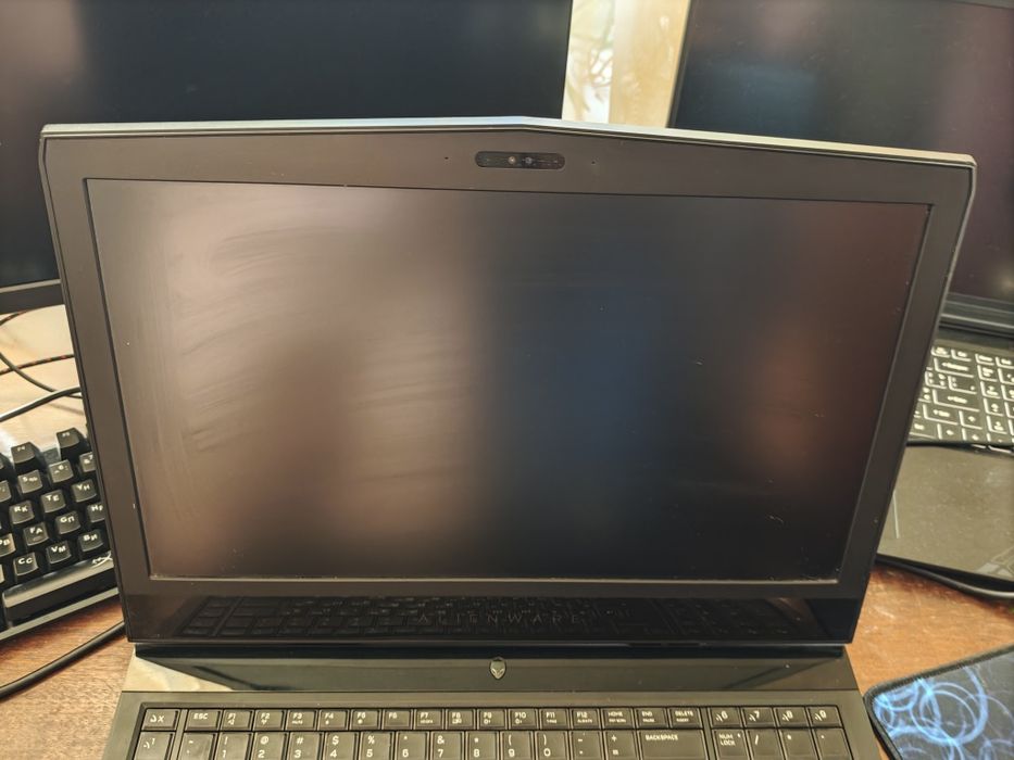 Продам ноутбук Alienware 17 r4