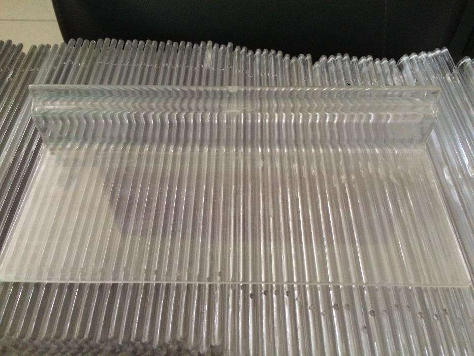 Placas de plástico para painel ripado para exposição