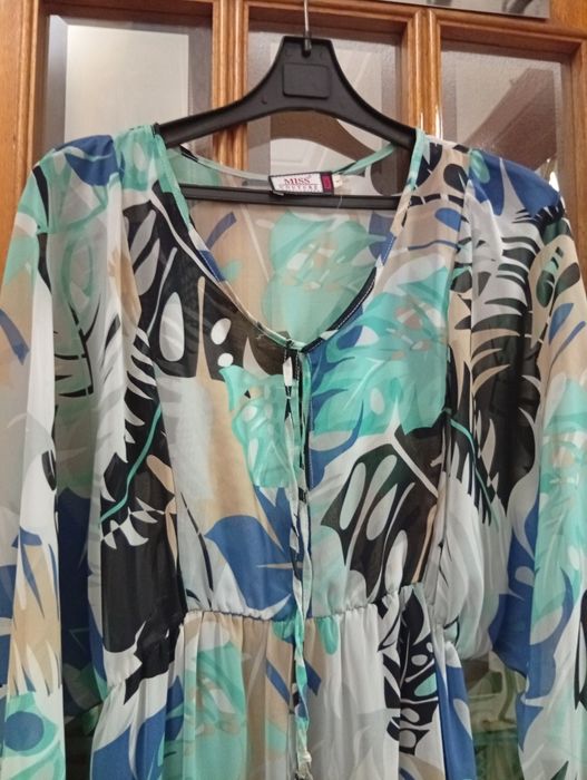 Vestido de verão, muito fresco