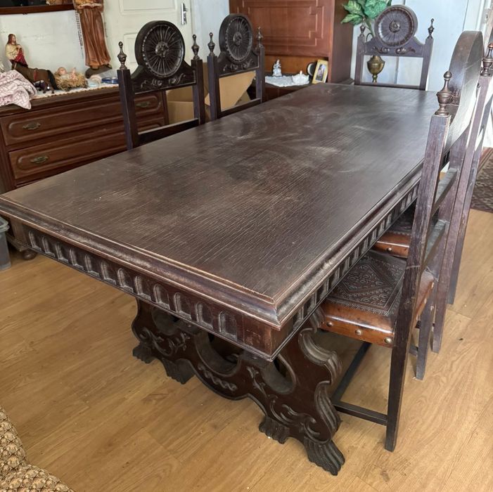 Cadeiras antigas madeira trabalhada