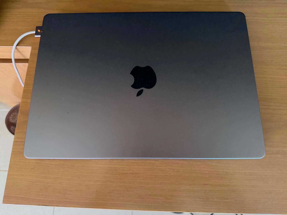 Macbook pro de 14 polegadas com chip M3 da apple como novo